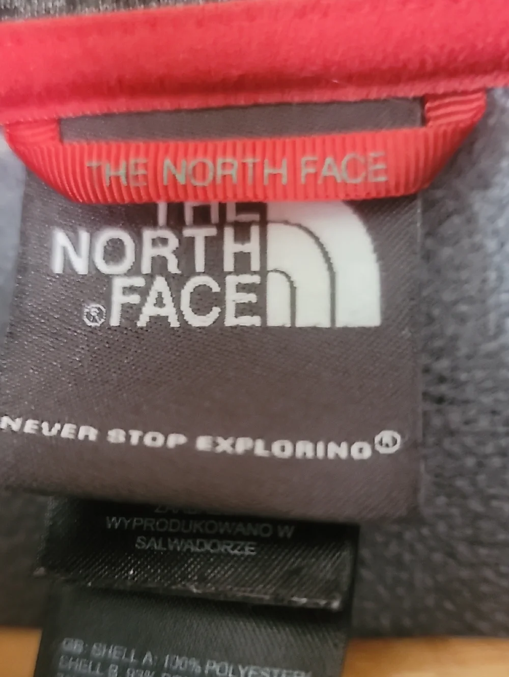 The North Face Heather Gray Pullover with Red Zip Accent SZ XL